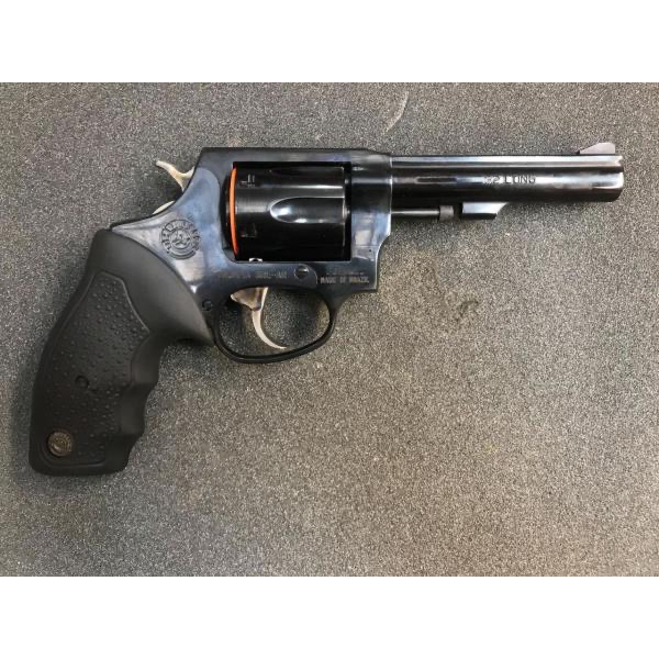 Revólver Taurus modelo 073 cañón largo calibre .38 Special