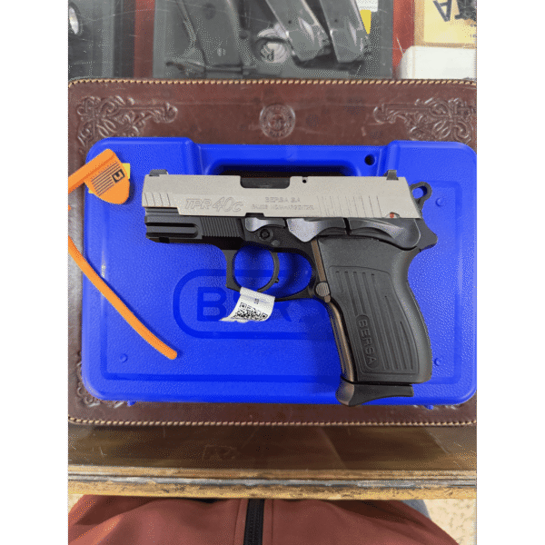 Pistola Bersa TPR Compacta calibre .40 S&W