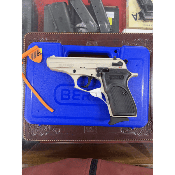 Pistola Bersa Thunder 22 Niquelada calibre .22 LR