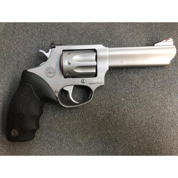 Revólver Taurus Mod.941 (.22 Magnum)